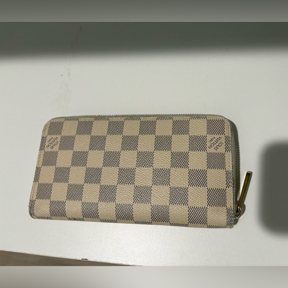 Louis Vuitton Cream and Gray Checkered Wallet